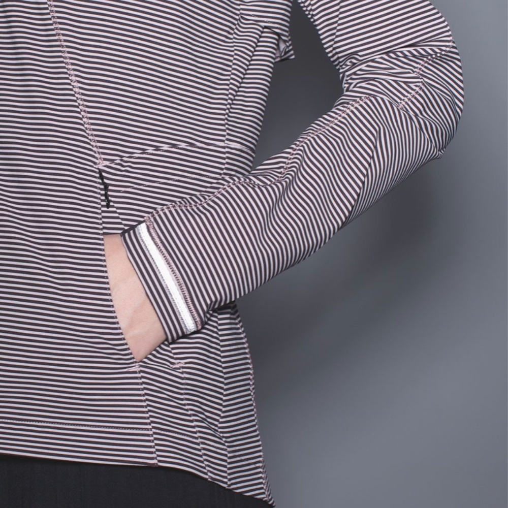 Lululemon Go The Distance Jacket - Picture 8 of 12